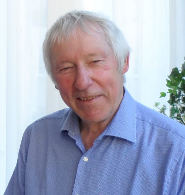 Im Autorenporträt Volkmar Braunbehrens. Er wurde durch seine Mozart